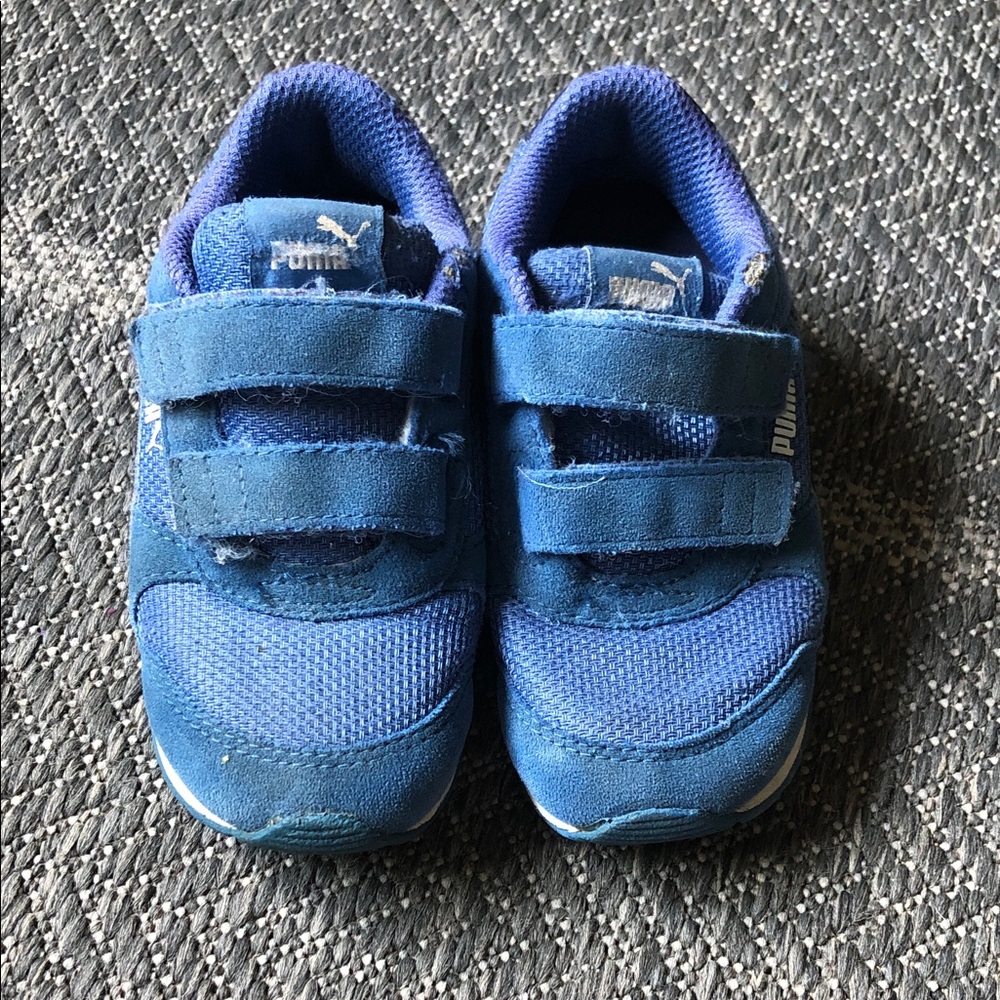 Puma Kids Blue Velcro Strap Sneakers - Picture 2 of 9